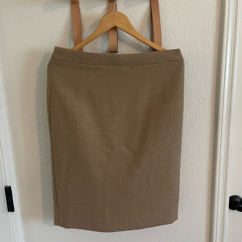 Jcrew wool pencil skirt, size 8.